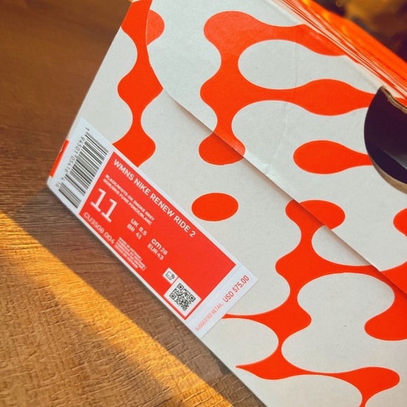 SOLD WMNS NIKE RENEW RIDE 2 - Picture 5 of 7